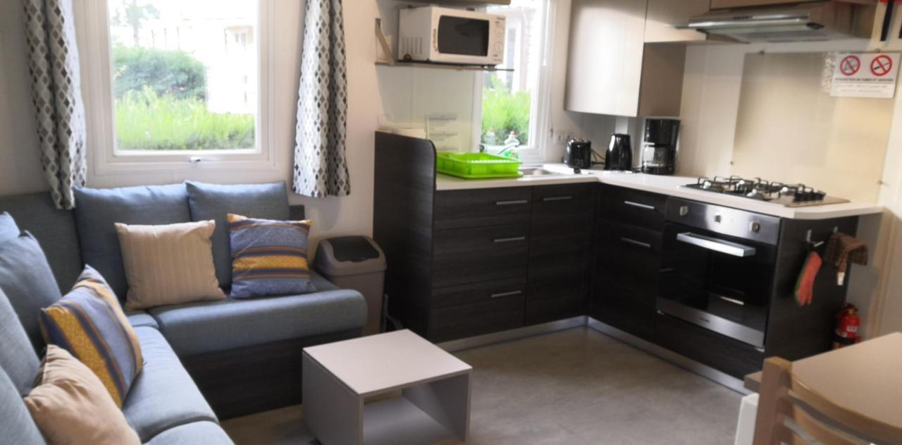 Alexi Alexandra41 Onzain Exterior foto