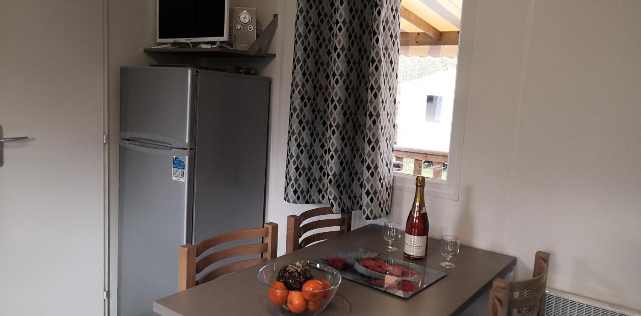 Alexi Alexandra41 Onzain Exterior foto